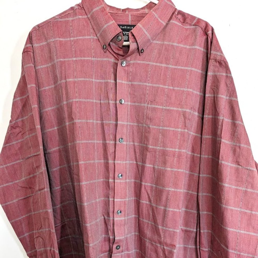 Pre-Loved Men's Van Heusen Button Down Shirt XXL 18-18.5 in Red and Grey Plaid